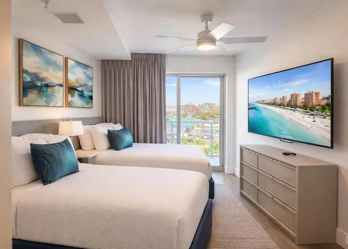 Cw Hotel 4*
