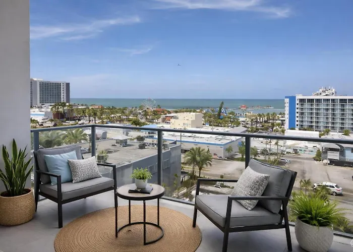 Cw Hotel 4*